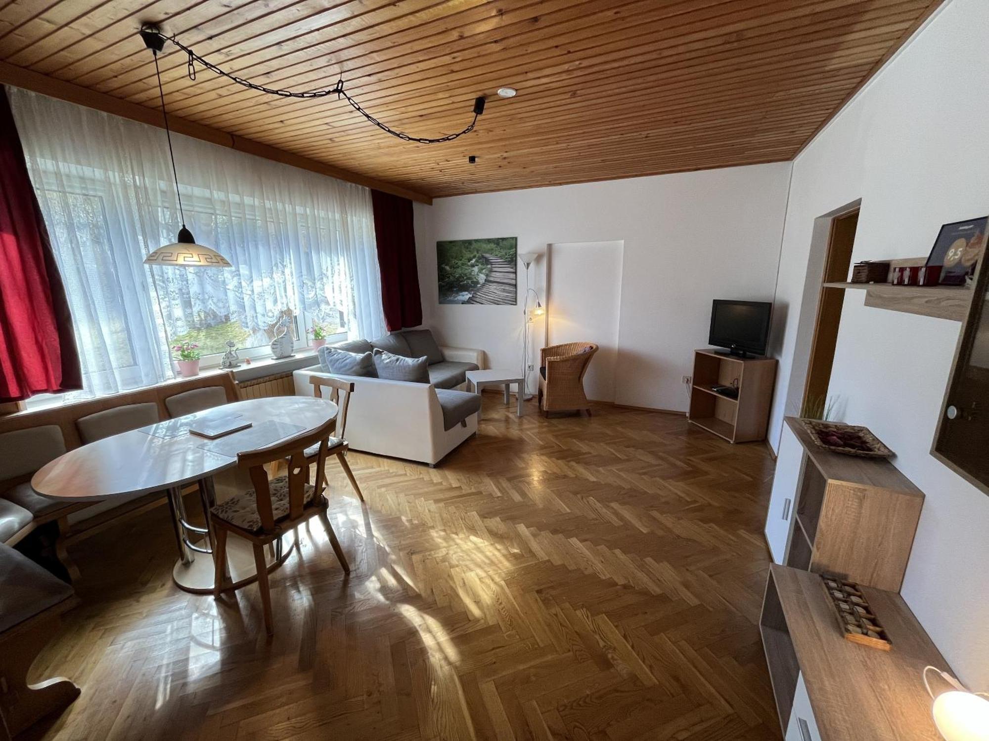 Apartments Am Kirchkogel "Laendliche Entspannung Im Herzen Der Steiermark" Pernegg an der Mur Camera foto